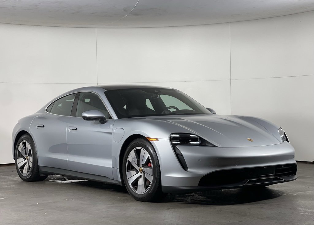 Used 2024 Porsche Taycan 4S image 9
