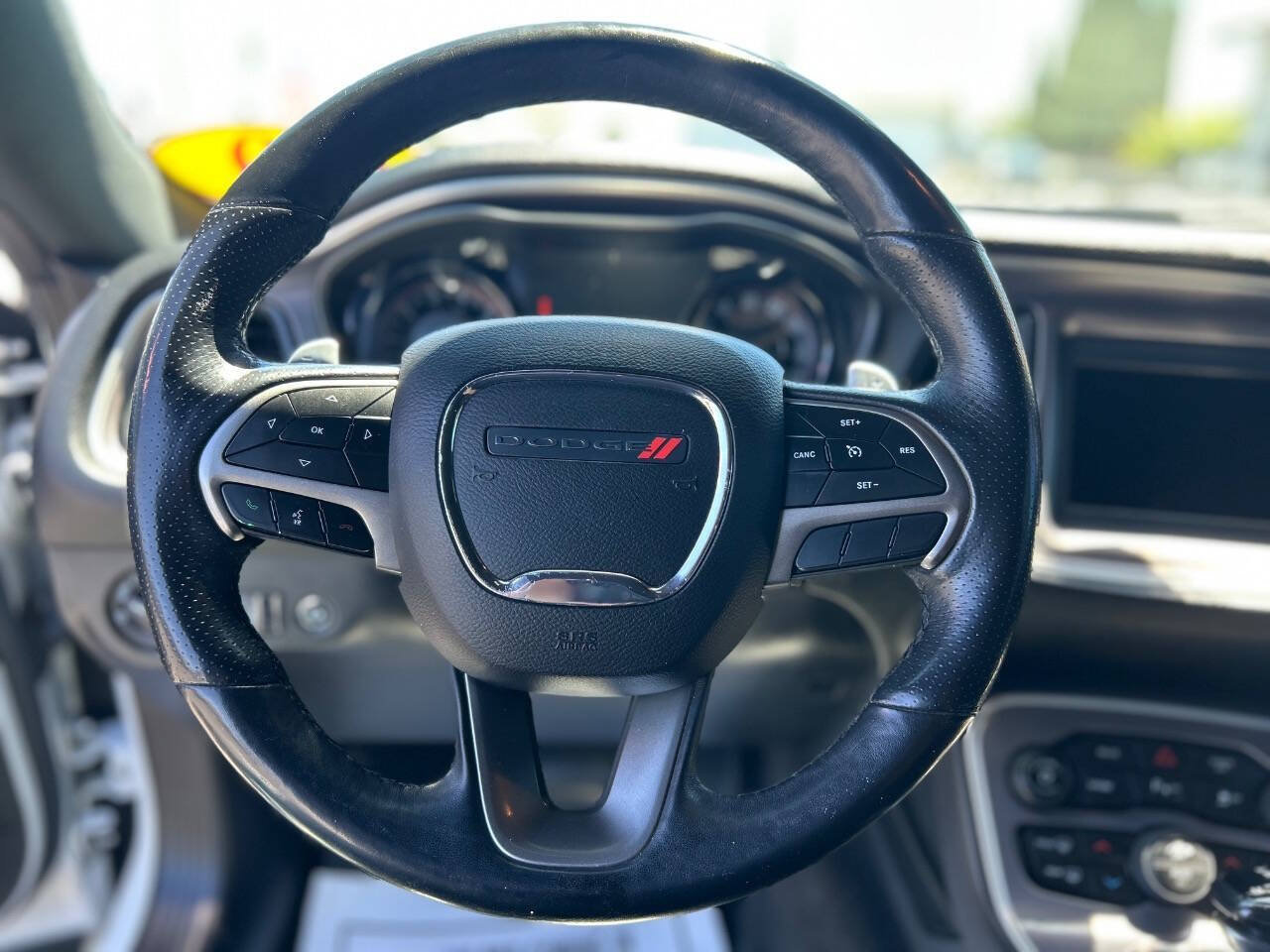 Used 2019 Dodge Challenger R/T w/ Driver Convenience Group RWD image 10