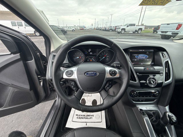 Used 2013 Ford Focus Titanium w/ Titanium Handling Pkg image 11