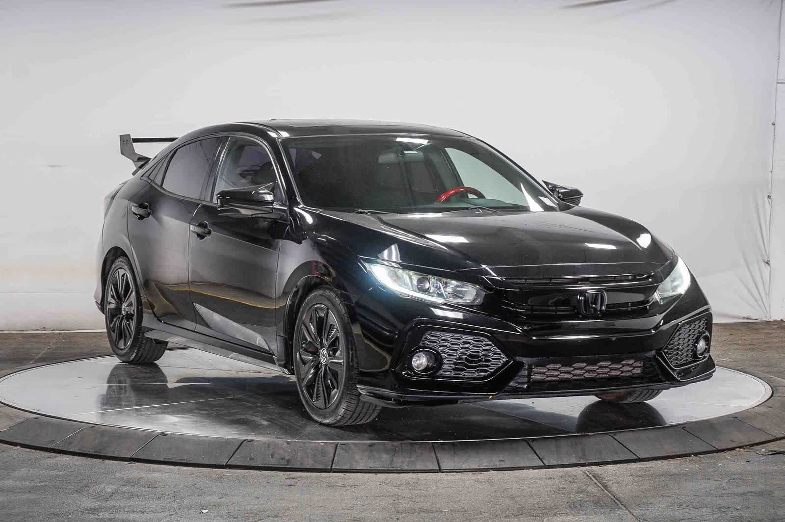 Used 2018 Honda Civic EX image 5