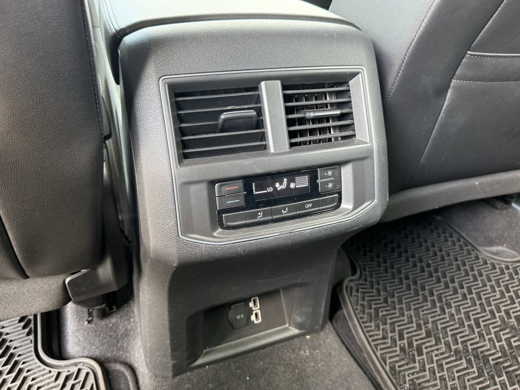 Used 2018 Volkswagen Atlas SE FWD image 24