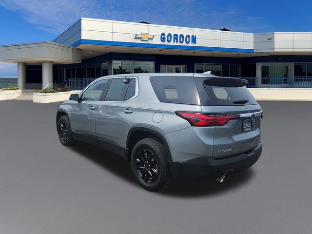 Used 2023 Chevrolet Traverse LS w/ Safety Package FWD image 3