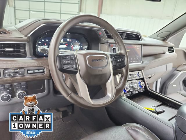 Used 2023 GMC Yukon XL Denali AWD/4WD image 18