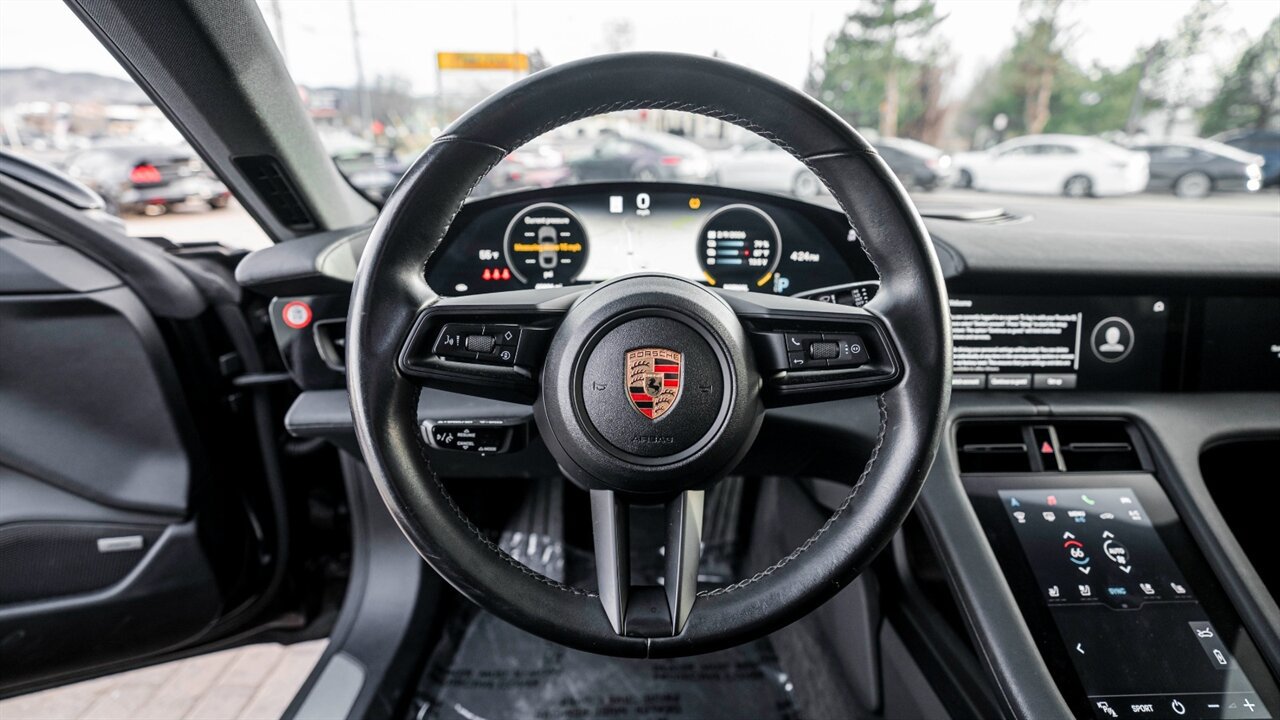 Used 2021 Porsche Taycan 4S AWD/4WD image 22