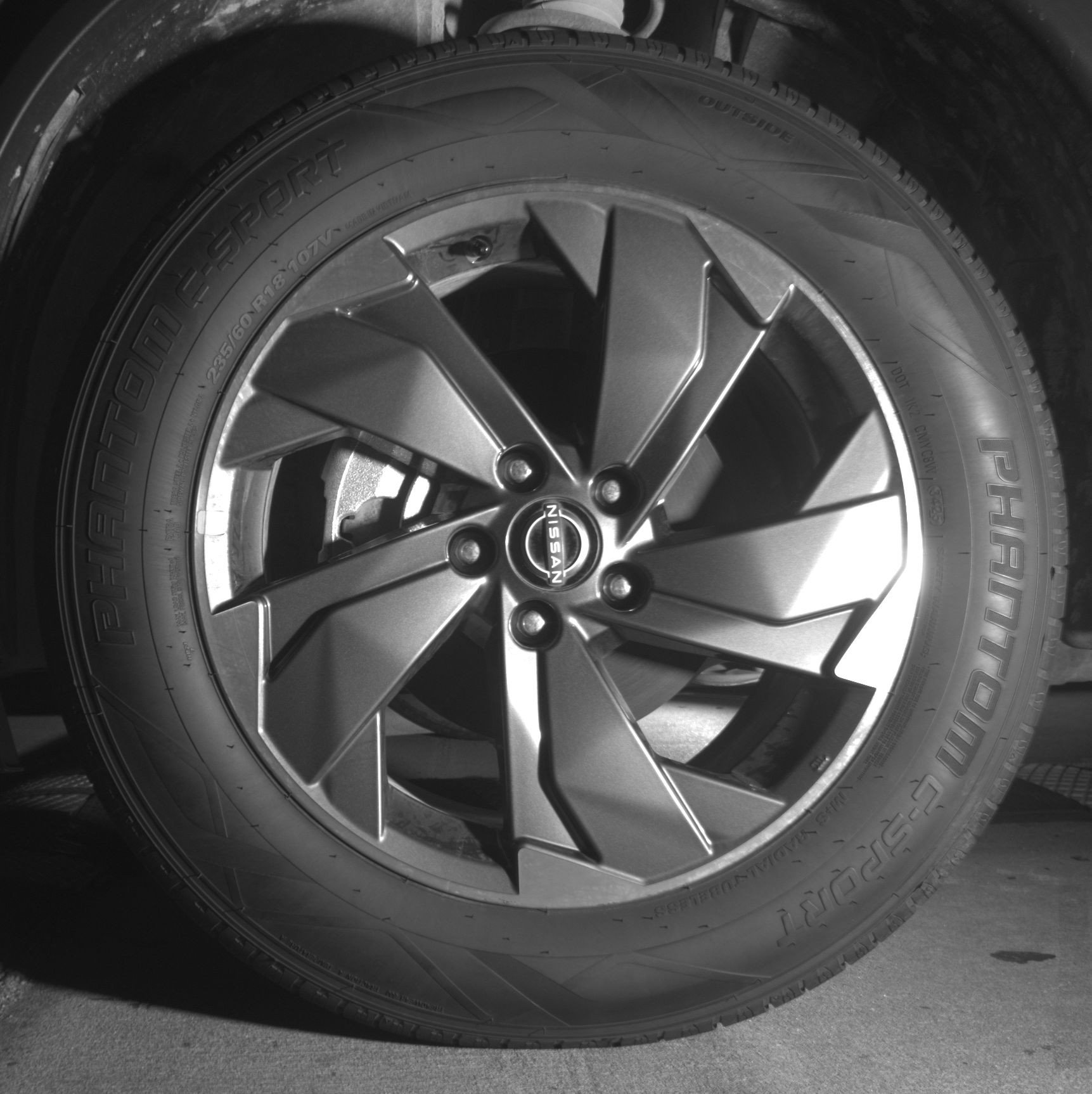 Used 2025 Nissan Rogue SV FWD image 12