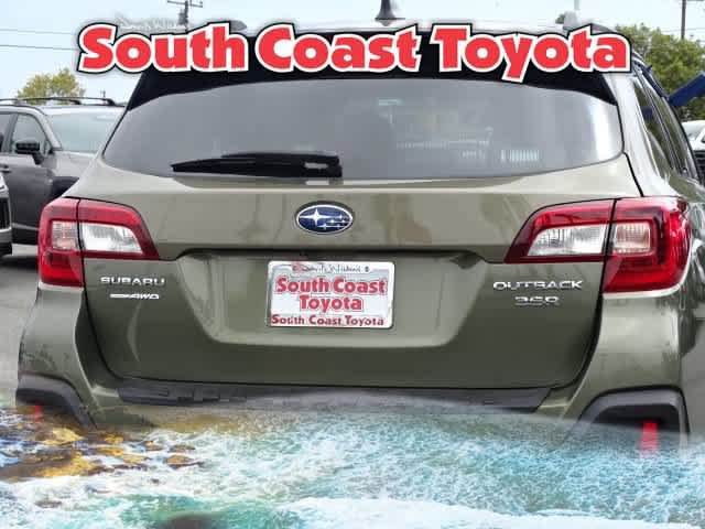 Used 2018 Subaru Outback 3.6R Touring AWD/4WD image 15
