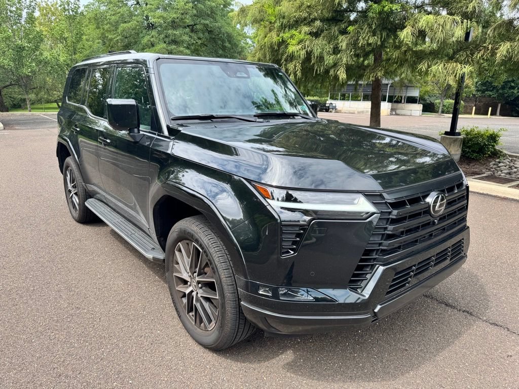 Certified 2025 Lexus GX 550 w/ Accessory Package (2T) AWD/4WD image 4