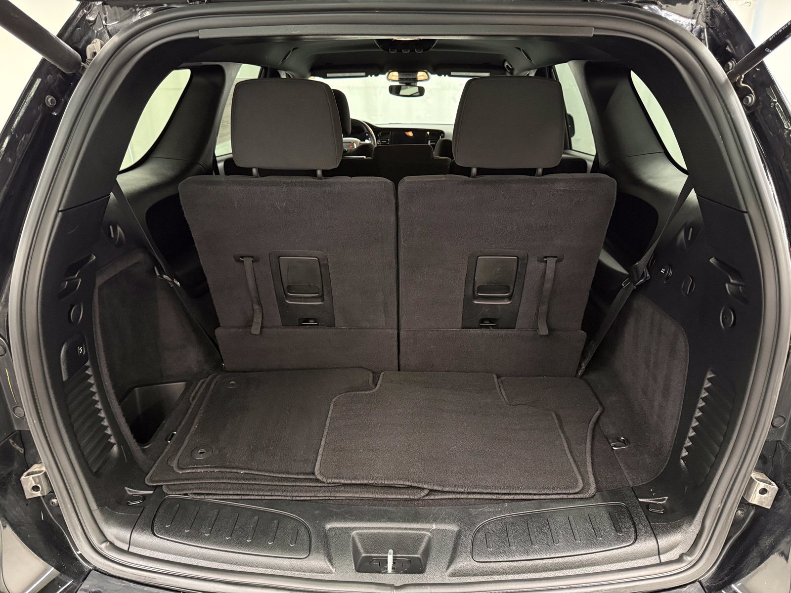 Used 2025 Dodge Durango GT AWD/4WD image 5