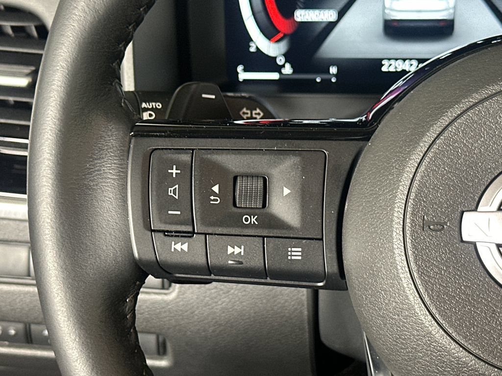 Used 2024 Nissan Rogue SL w/ SL Premium Package FWD image 25