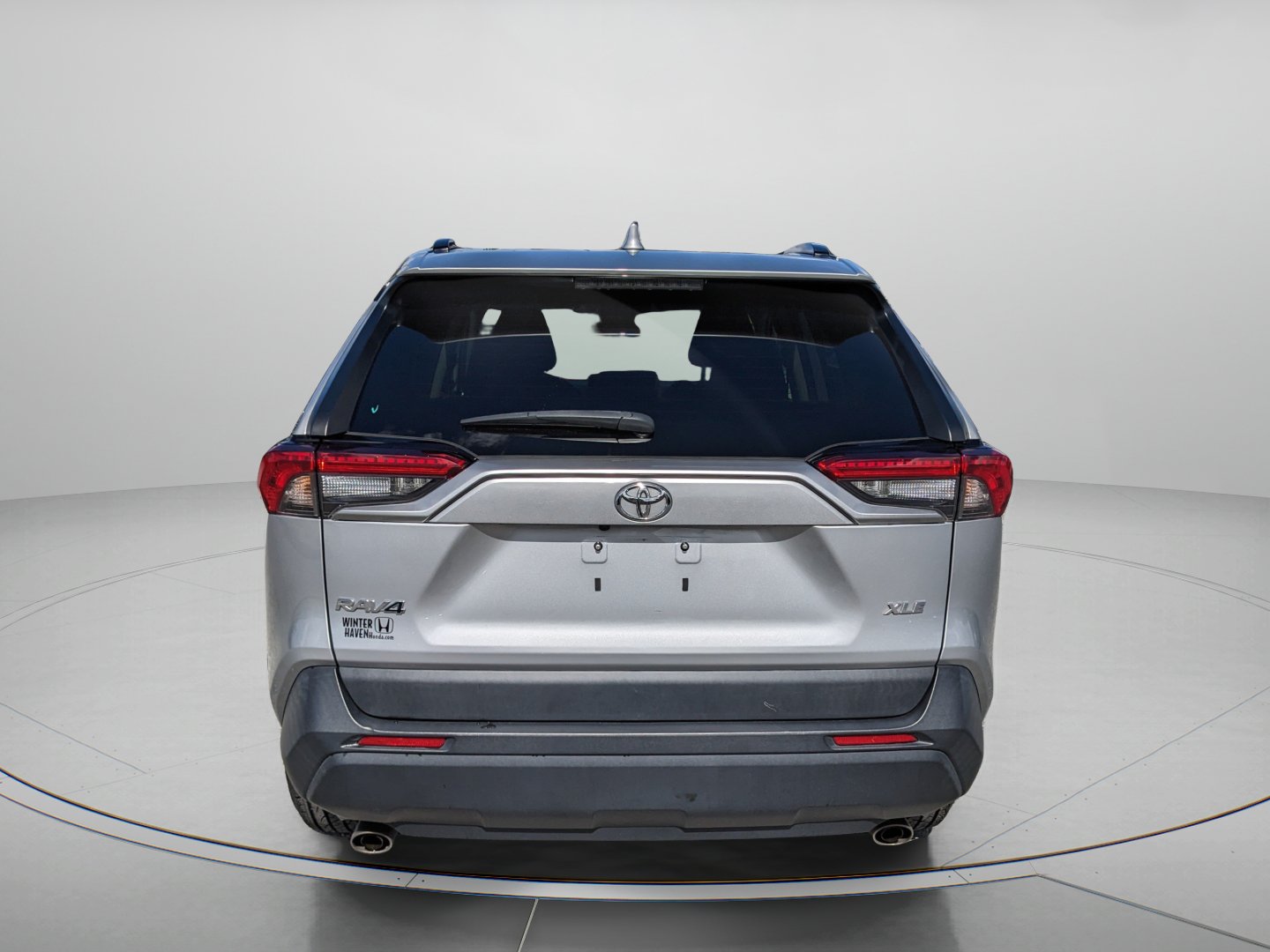 Used 2022 Toyota RAV4 XLE FWD image 7