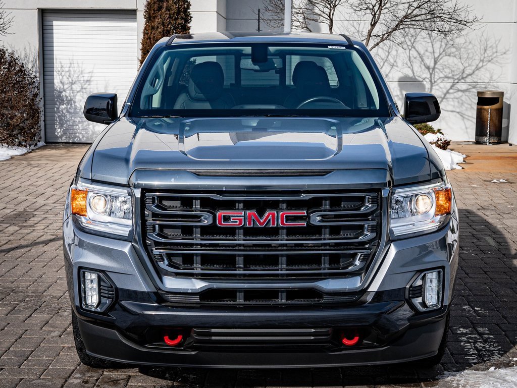 Used 2022 GMC Canyon AT4 image 2