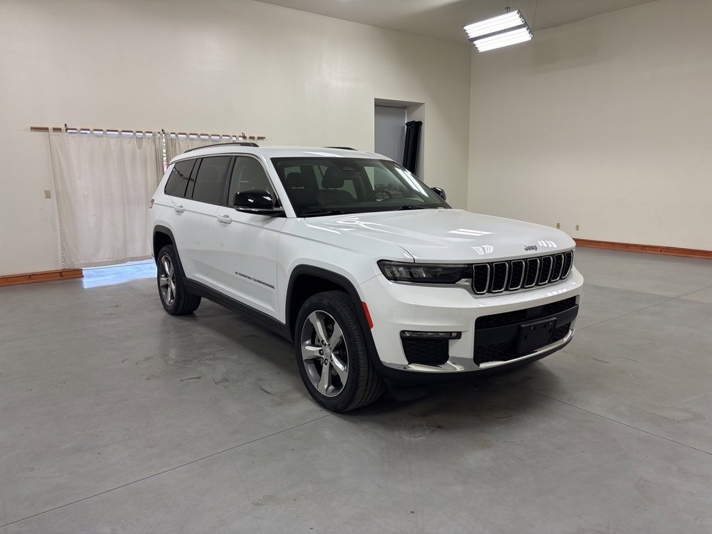 Used 2022 Jeep Grand Cherokee L Limited image 2