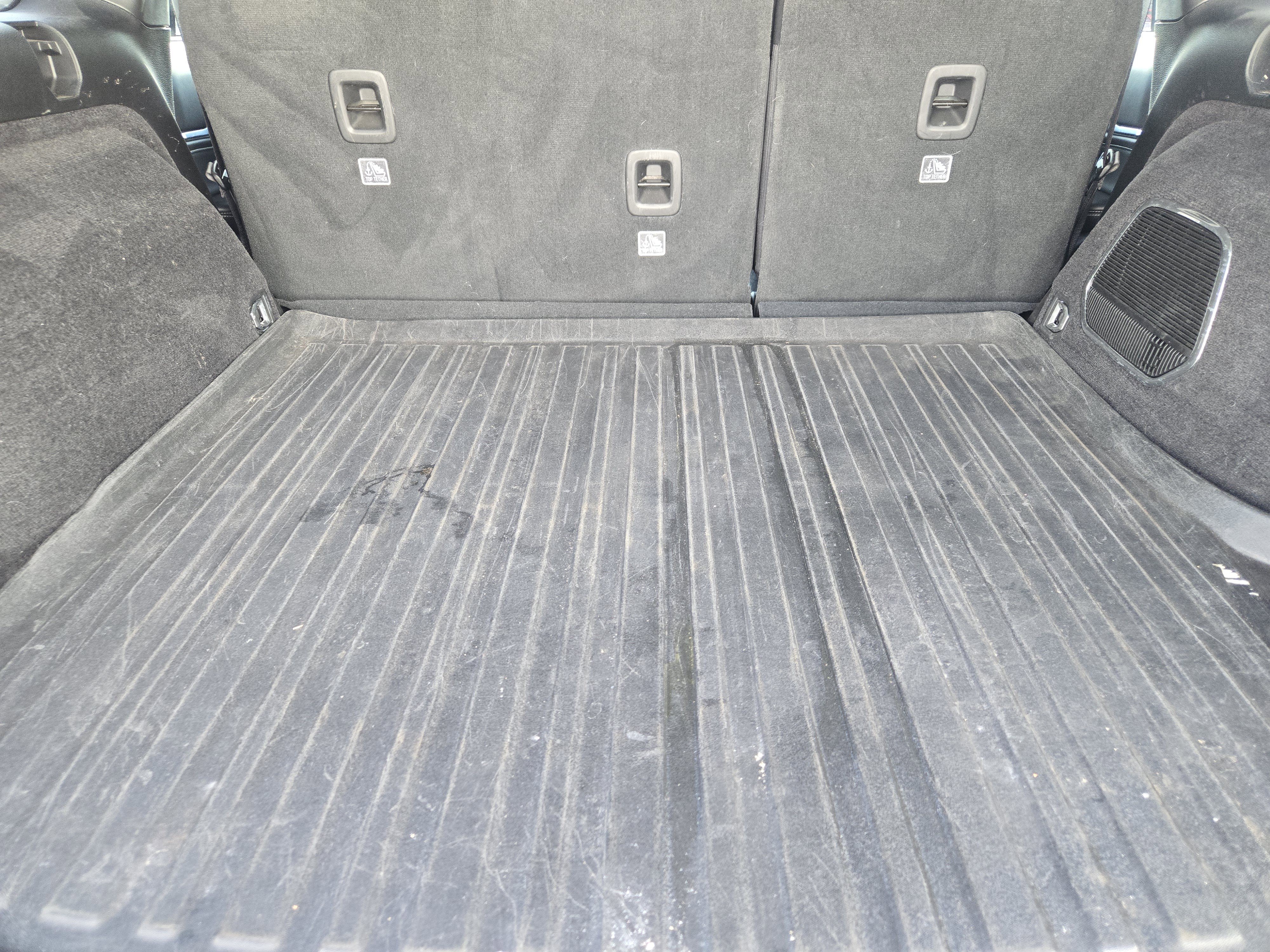 Used 2022 Jeep Grand Cherokee Overland w/ Advanced Protech Group III image 35