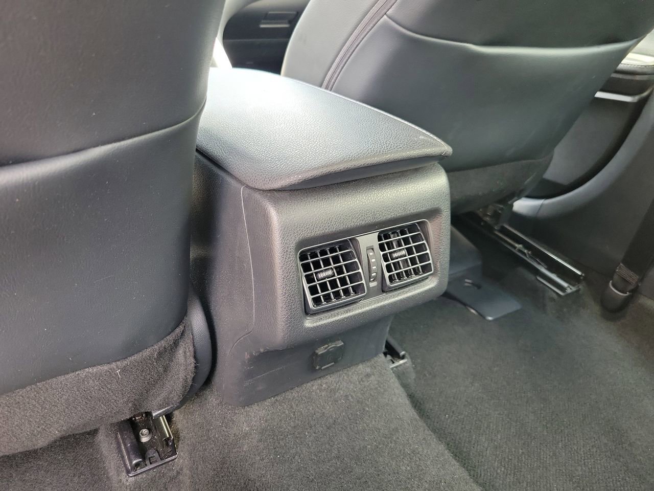 Used 2023 Toyota Camry XSE w/ Navigation Package FWD image 11