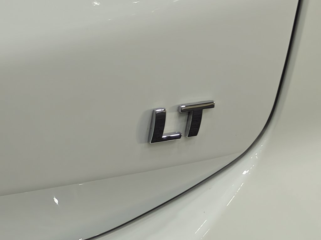 Used 2024 Chevrolet Equinox LT FWD image 44