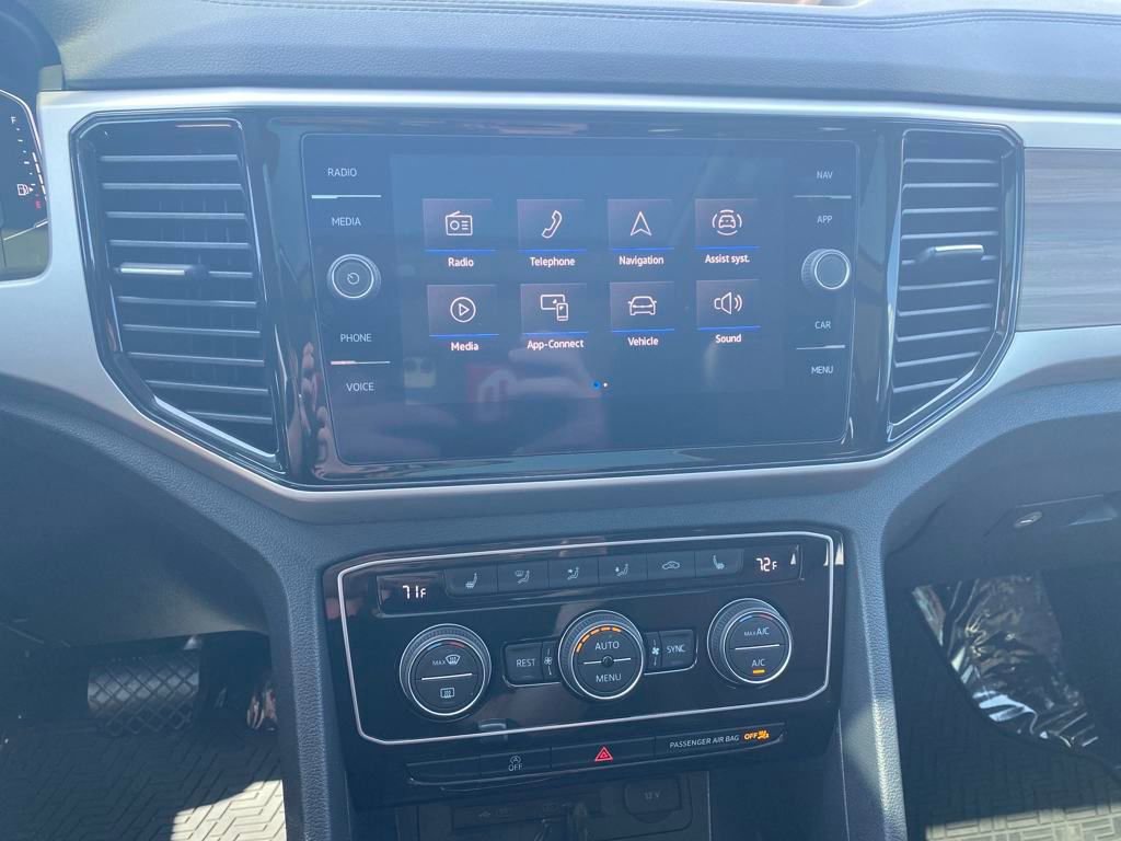 Used 2022 Volkswagen Atlas SEL image 24