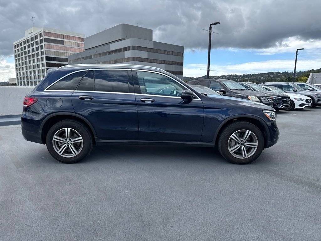 Certified 2022 Mercedes-Benz GLC 300 4MATIC image 4