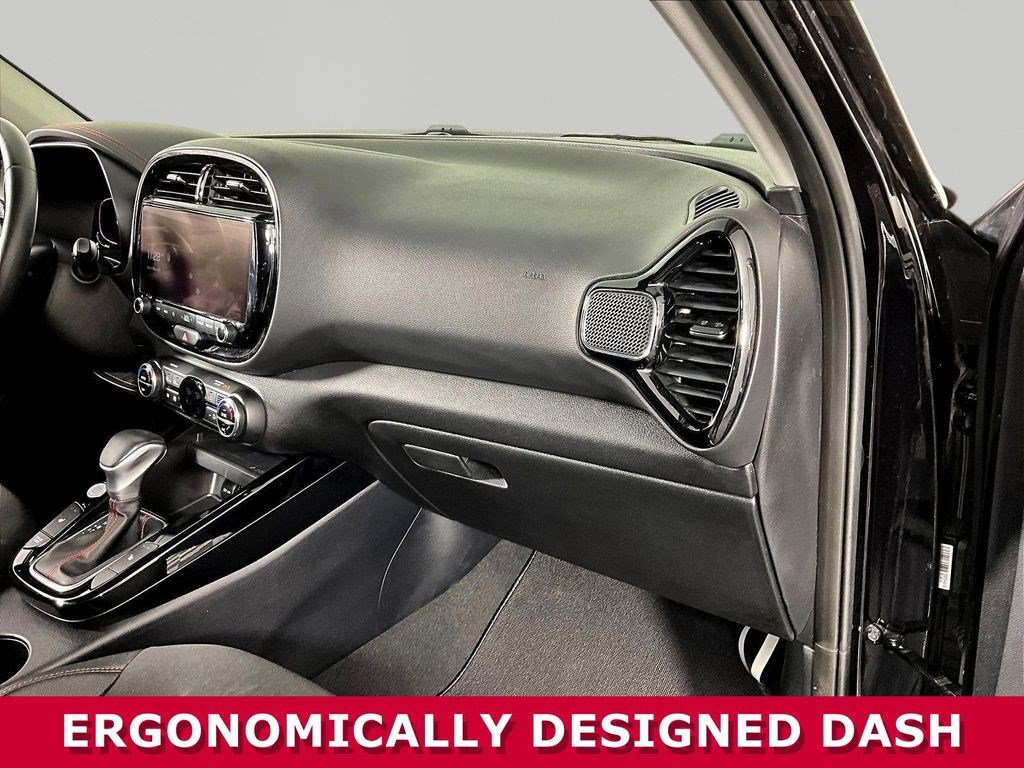 Used 2023 Kia Soul GT-Line w/ GT-Line Technology Package FWD image 25
