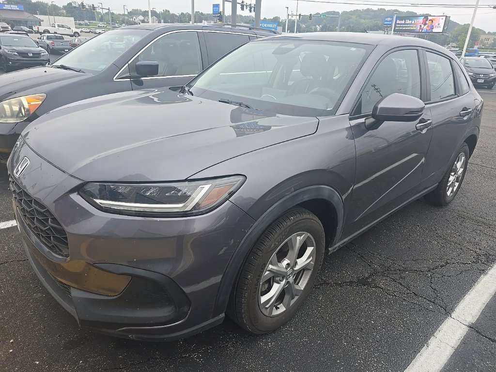 Used 2023 Honda HR-V LX image 2