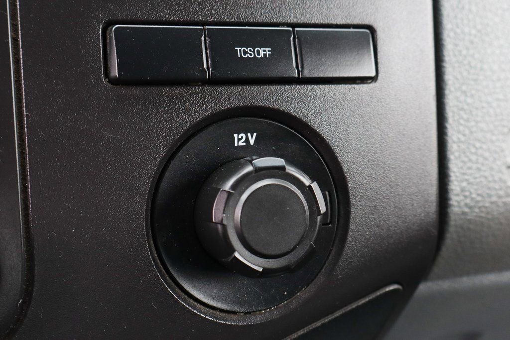 Used 2011 Ford F550 4x4 Crew Cab Super Duty w/ Payload Upgrade Pkg image 26