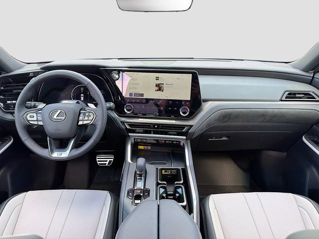 New 2026 Lexus TX 500h AWD image 17