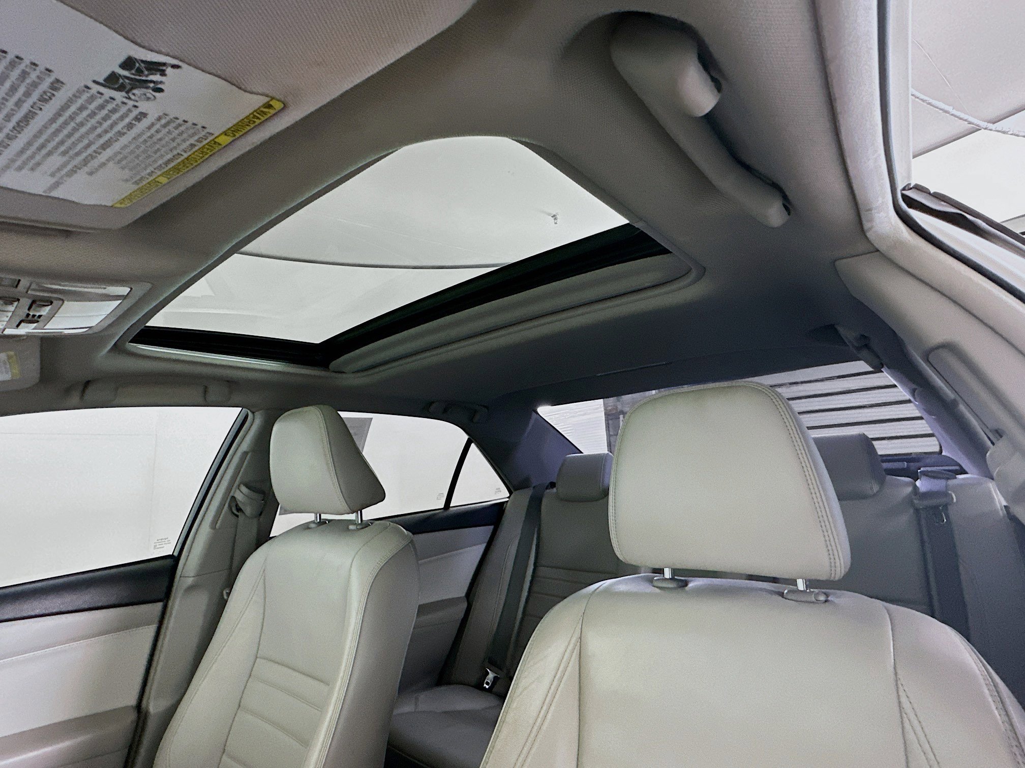 Used 2015 Toyota Camry XLE FWD image 26