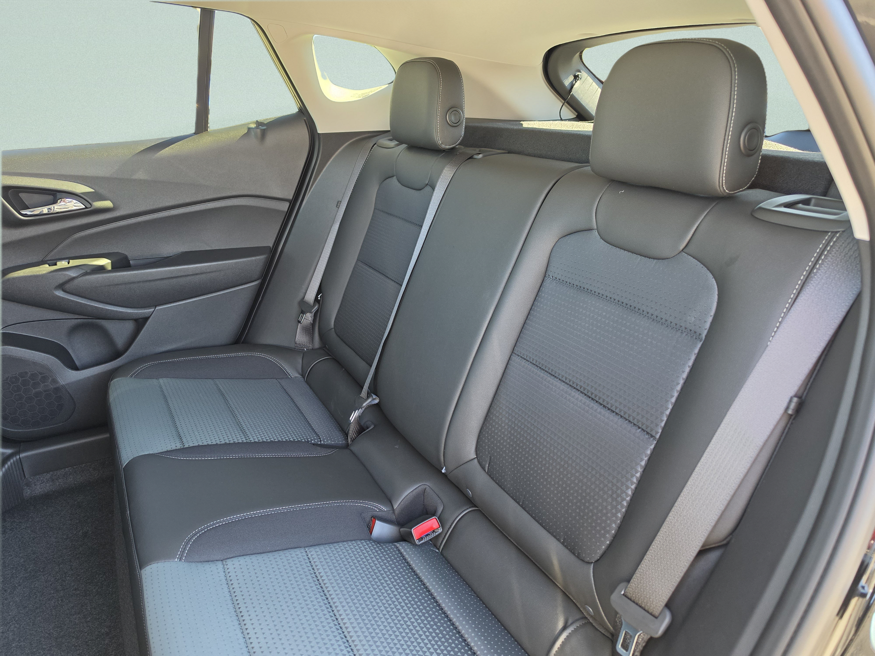 New 2026 Chevrolet Trax LT w/ Driver Confidence Package FWD image 22