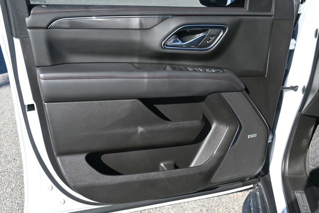 Used 2021 Chevrolet Suburban RST w/ Luxury Package image 10