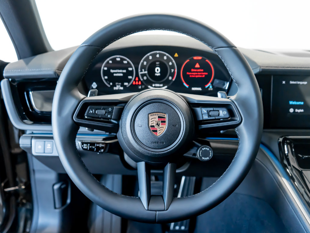 New 2026 Porsche Panamera 4 AWD/4WD image 16