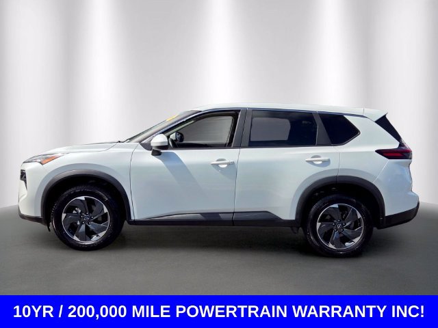 Used 2025 Nissan Rogue SV AWD/4WD image 2