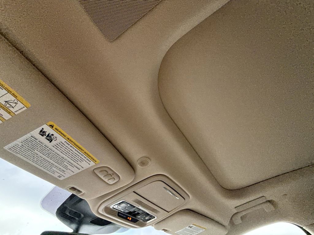 Used 2023 Lincoln Aviator Reserve w/ Equipment Group 201A image 25