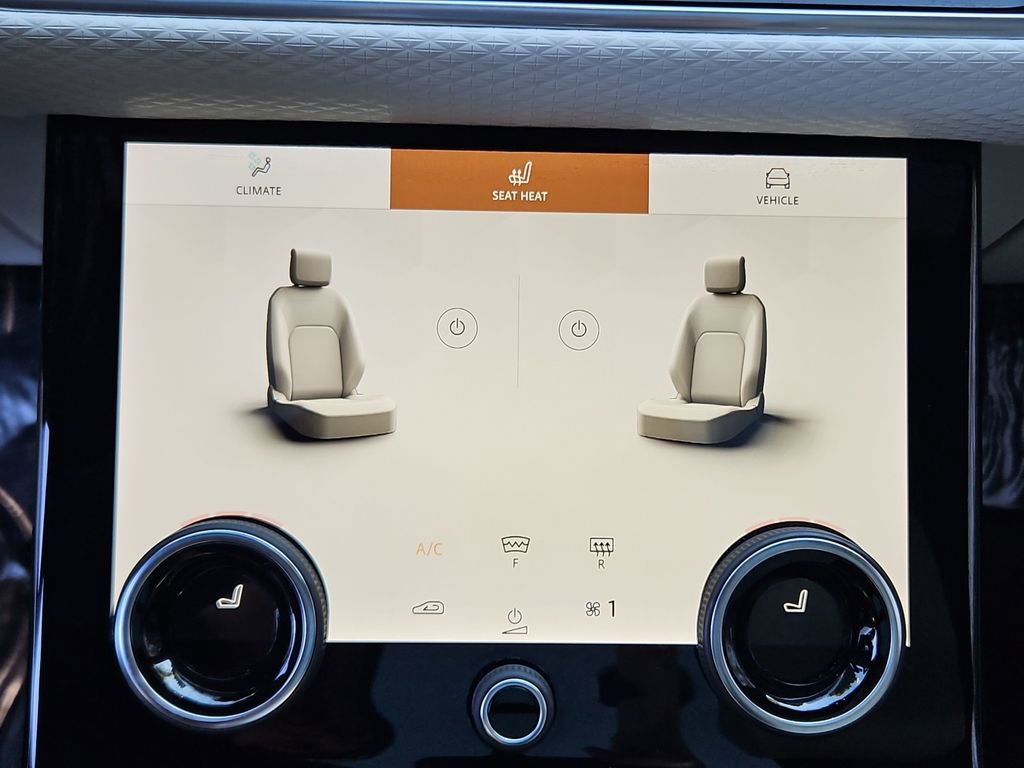Used 2023 Land Rover Range Rover Velar R-Dynamic S image 19