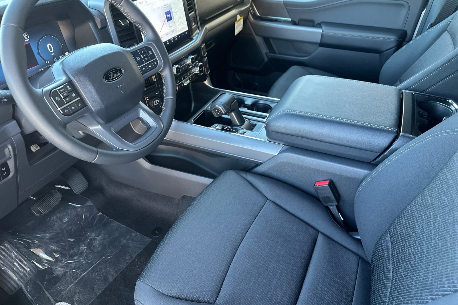 New 2026 Ford F150 XLT w/ Equipment Group 302A MID image 10