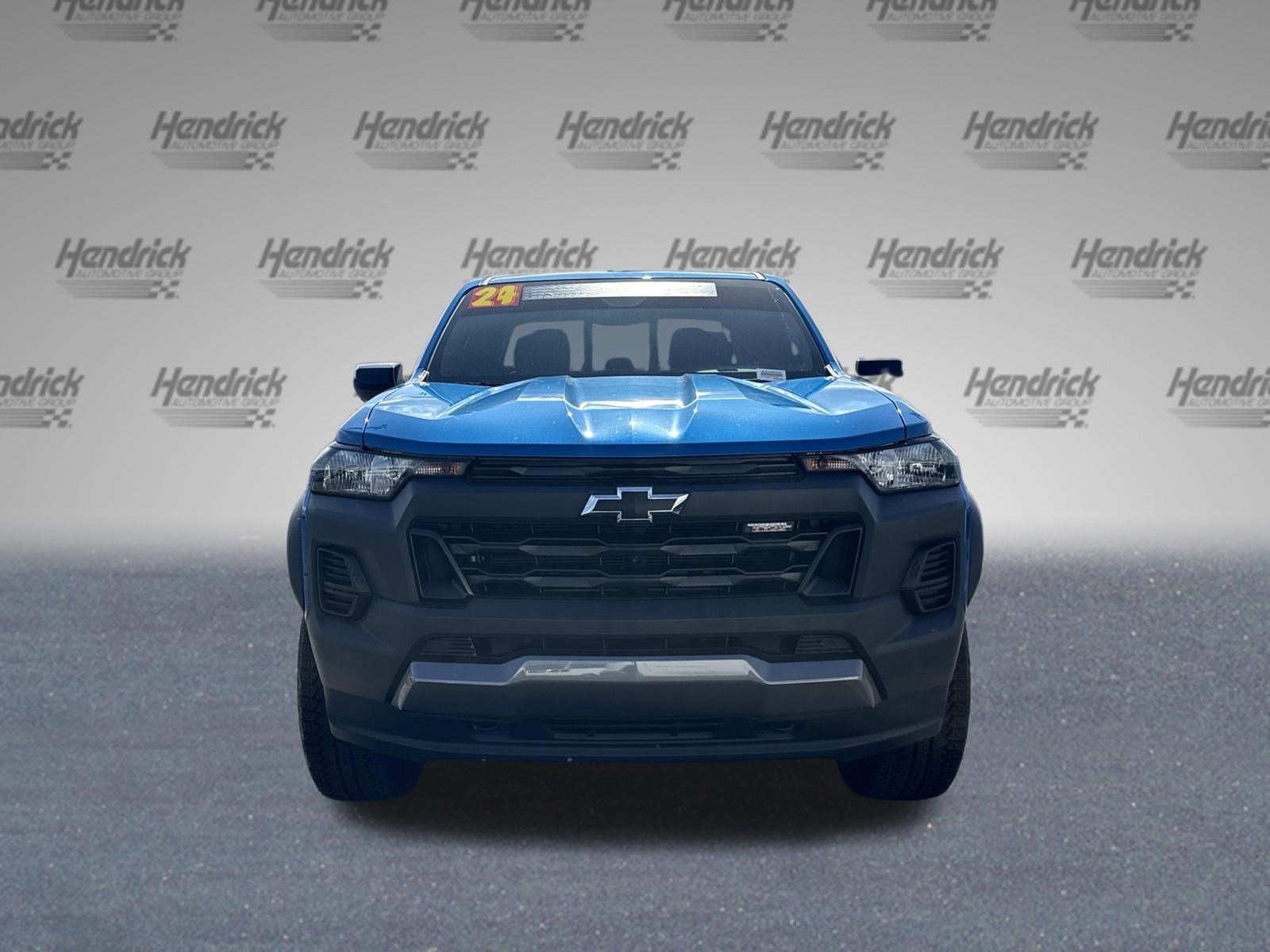 Used 2024 Chevrolet Colorado Trail Boss w/ Technology Package image 3