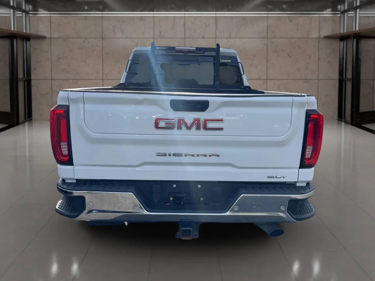 Used 2021 GMC Sierra 2500 SLT w/ SLT Premium Package image 3