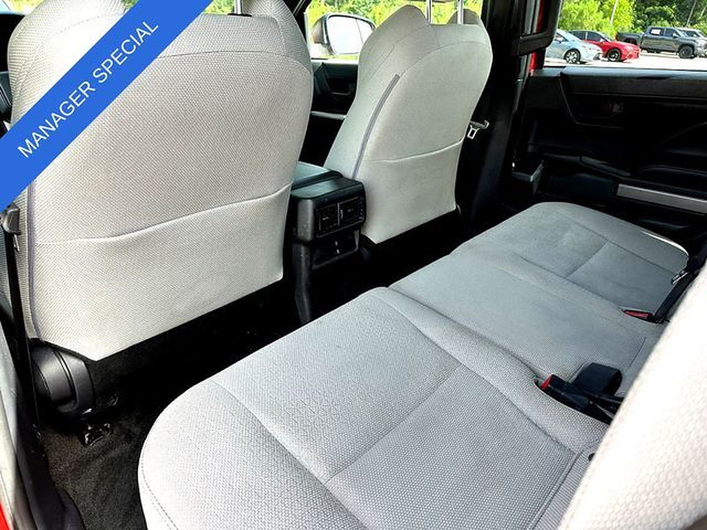 Certified 2025 Toyota 4Runner SR5 AWD/4WD image 19