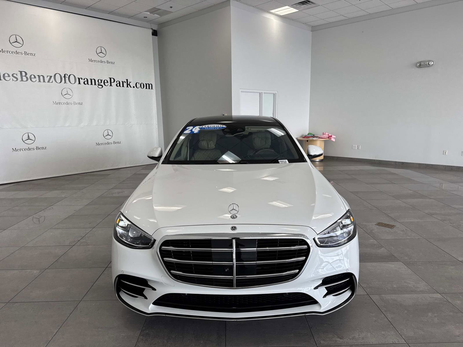 Certified 2024 Mercedes-Benz S 580 4MATIC Sedan image 2