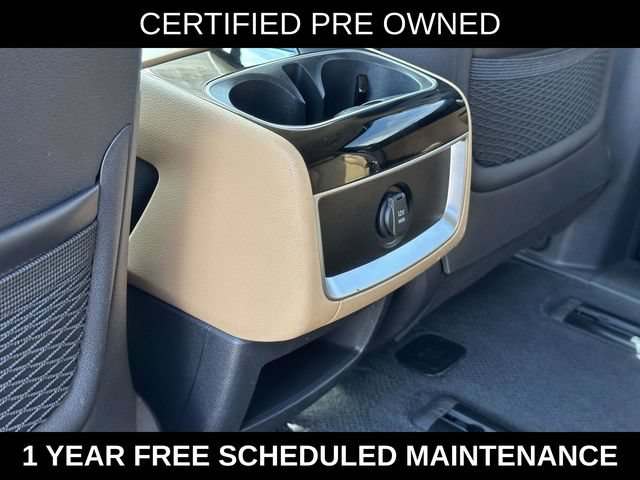 Used 2024 Kia Carnival EX FWD image 16