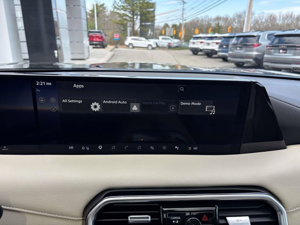 Used 2025 Nissan Armada Platinum AWD/4WD image 33