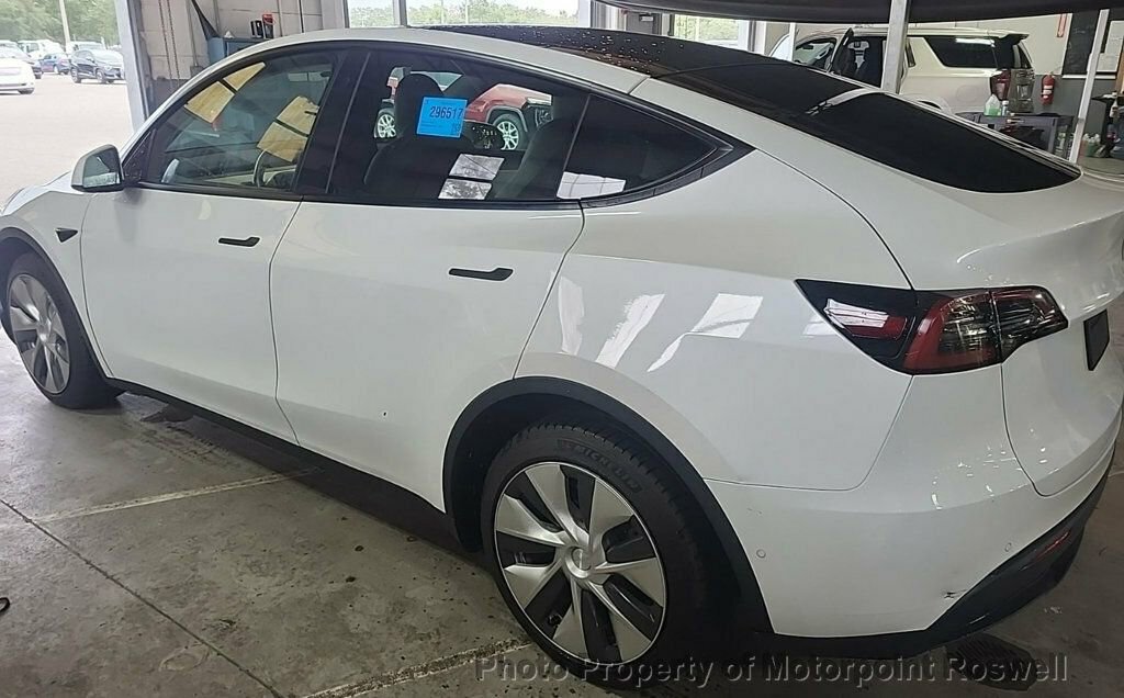 Used 2021 Tesla Model Y Long Range image 4