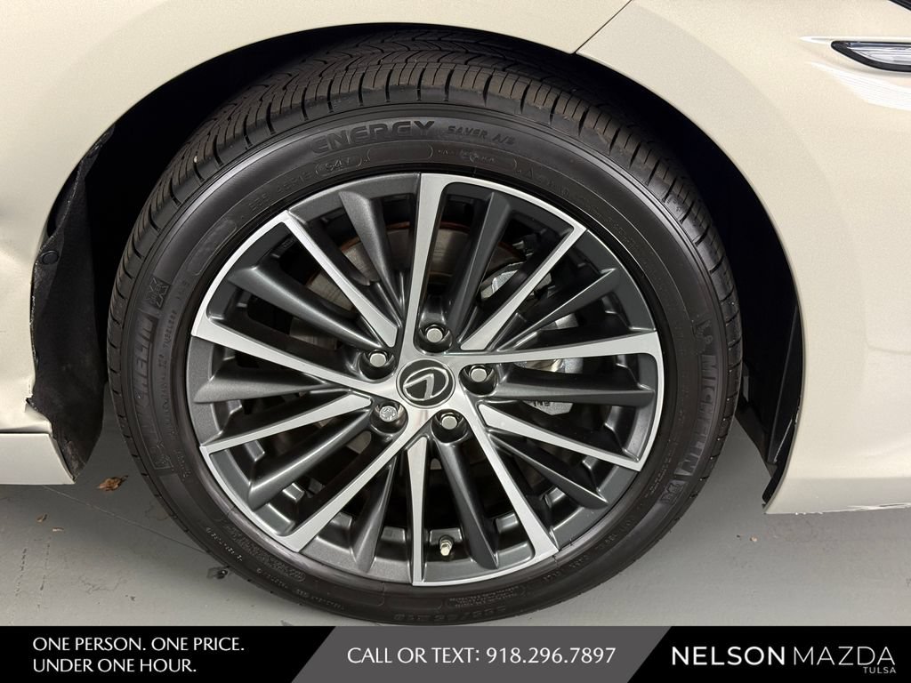 Used 2024 Lexus ES 350 w/ Premium Package FWD image 7