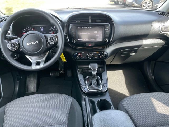 Used 2022 Kia Soul LX FWD image 10