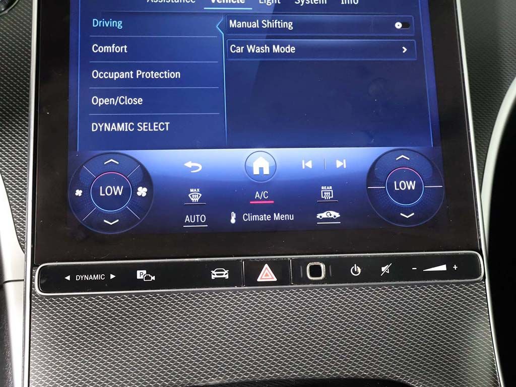 Used 2023 Mercedes-Benz C 300 4MATIC Sedan image 46