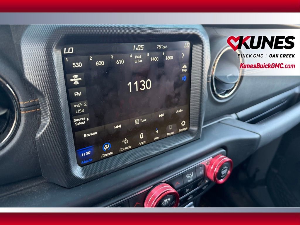 Used 2022 Jeep Wrangler Unlimited Sahara image 14