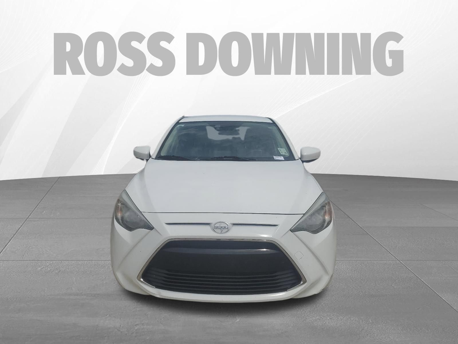 Used 2016 Scion iA FWD image 4