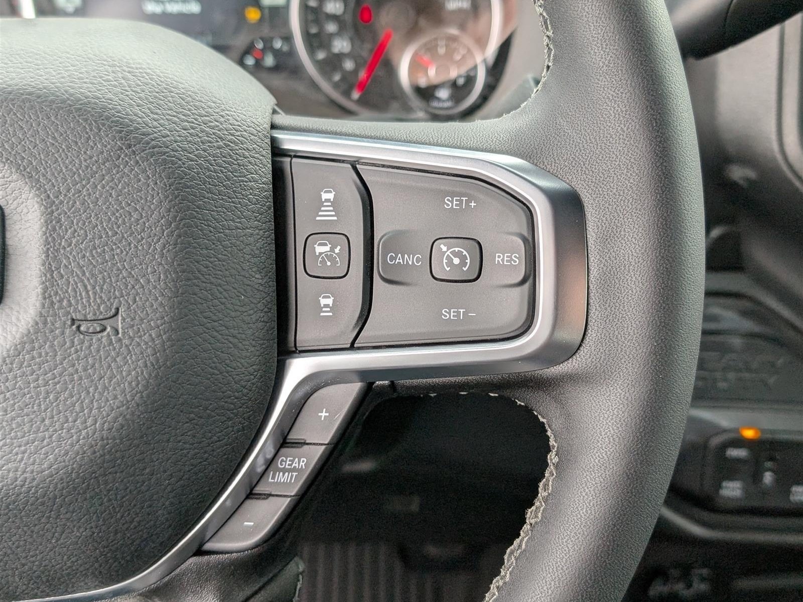 New 2025 RAM 2500 Tradesman AWD/4WD image 19