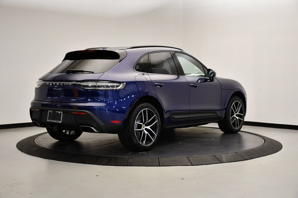 Certified 2026 Porsche Macan AWD/4WD image 7