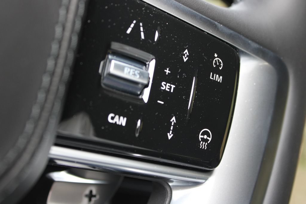 New 2026 Land Rover Range Rover SE AWD/4WD image 13