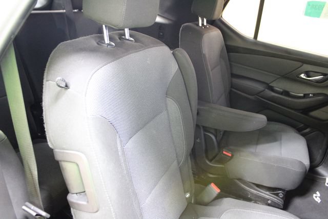 Used 2024 Chevrolet Traverse LT AWD/4WD image 9