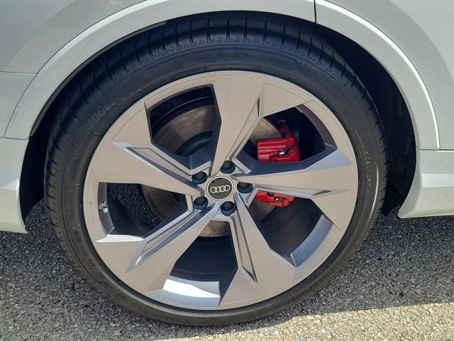 New 2026 Audi Q7 3.0T Prestige image 6